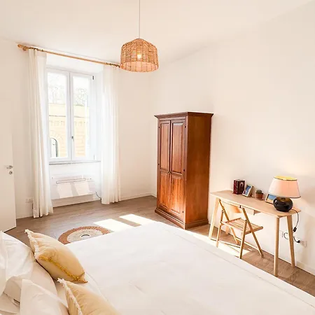 Bright Vatican * Roma